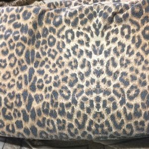 Leopard twin flannel sheets